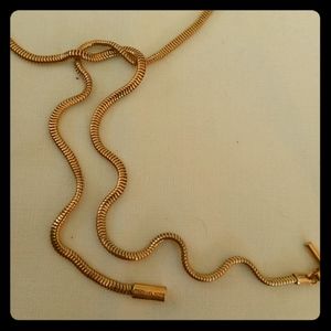MICHAEL KORS KNOT NECKLACE